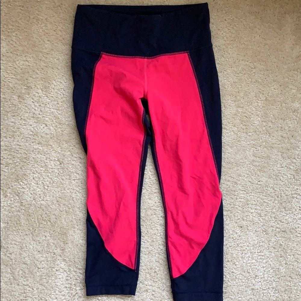 DONATED Athleta | Powervita Capri Leggings | Pink & Navy | Size Small